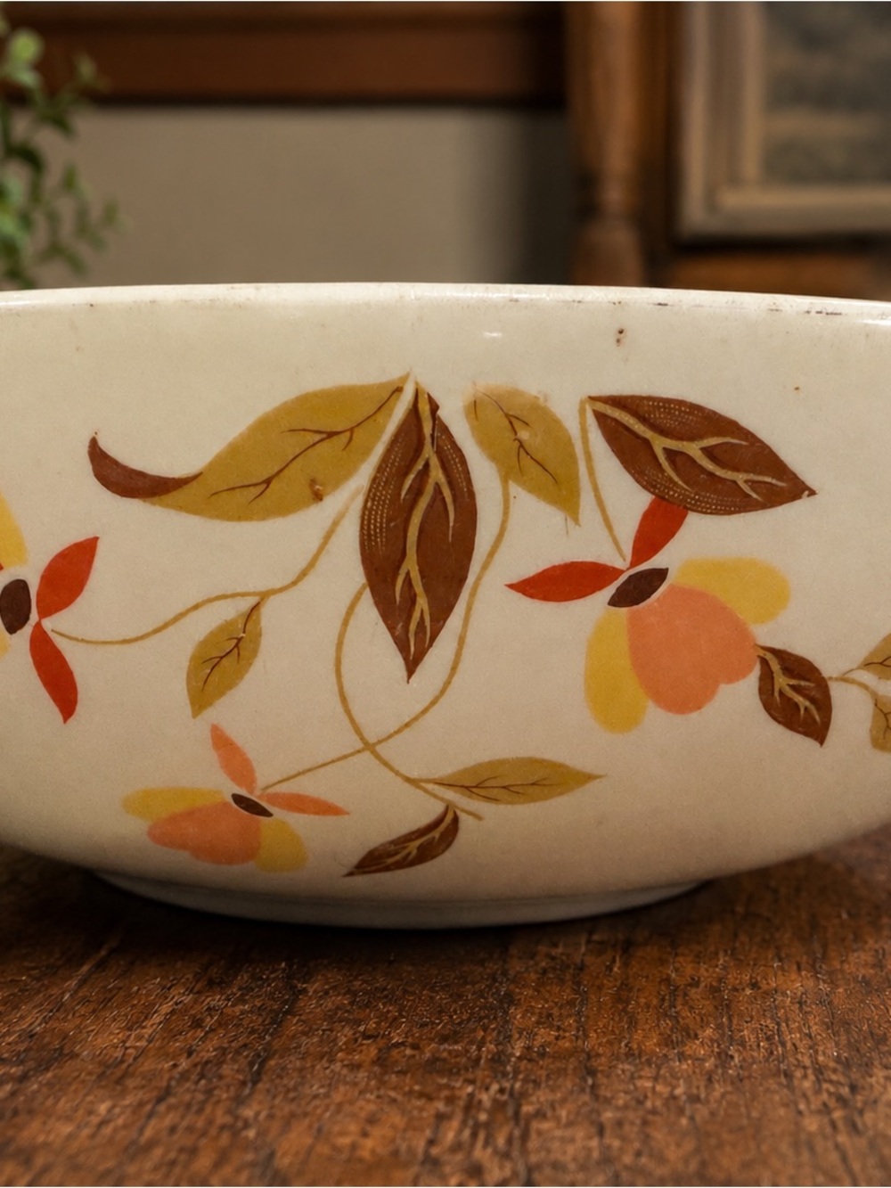 Vintage Hall Jewel Tea Autumn Leaf 9” Serving Bowl Mary Dunbar USA